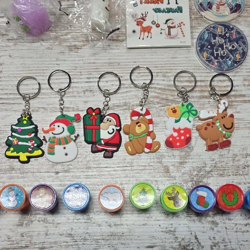 Kids’ Christmas Party Favor Set